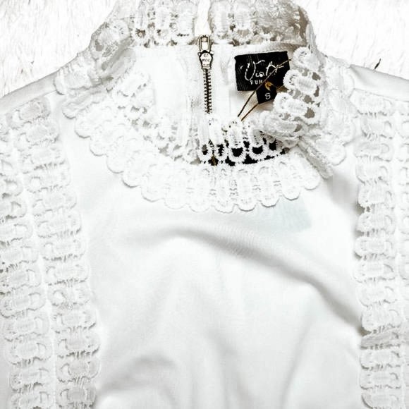 ⚡White Lace Crochet 2 Piece Coord Set - Picture 5 of 8
